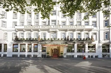 Hotel Vier Jahreszeiten limousine service
